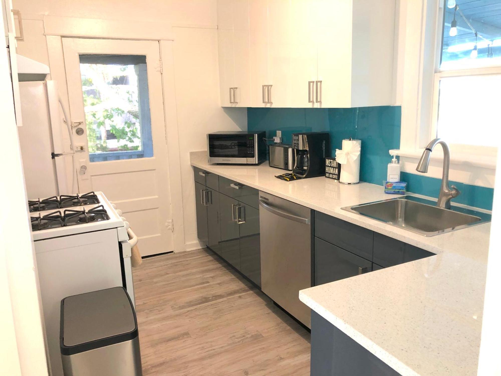 Appartement Viva California - Cozy With Backyard Oasis, Bbq & Firepit